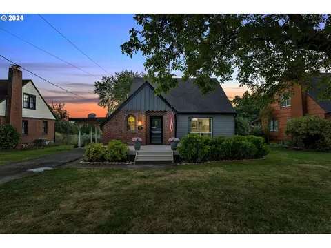 2442 Main St, Washougal, WA 98671