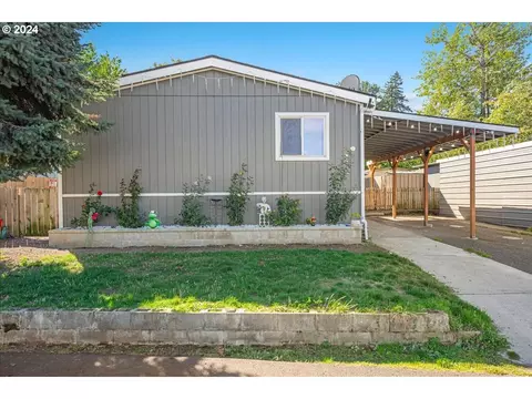 23200 NE Sandy Blvd #21, Wood Village, OR 97060