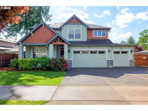 1014 Josephine St, Oregon City, OR 97045