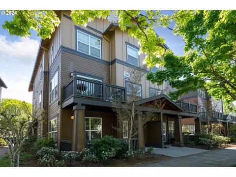 1060 SW 170th Ave #101, Beaverton, OR 97003