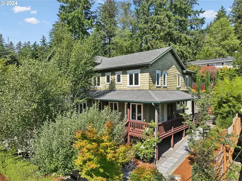 4344 SW Washouga Ave, Portland, OR 97239