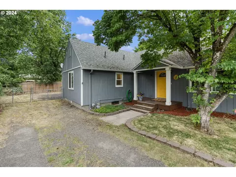 13519 SE Harrison Ct, Portland, OR 97233