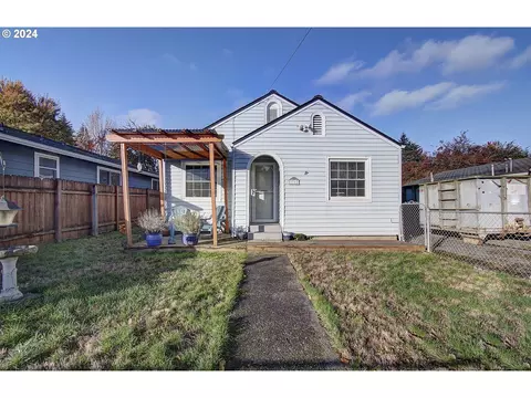 3702 N St, Vancouver, WA 98663