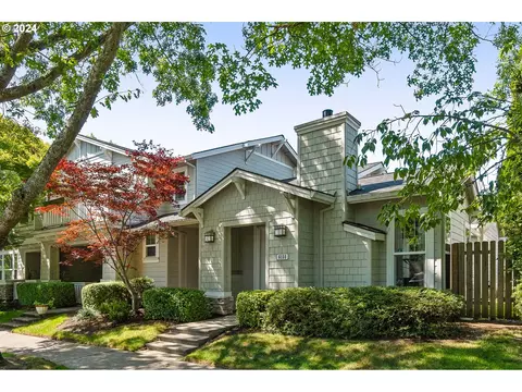 6155 NE Brighton St, Hillsboro, OR 97124
