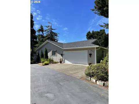 87860 Limpit Ln, Florence, OR 97439