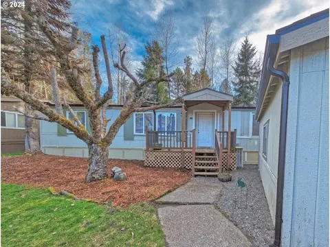 25222 E Welches Rd #11, Welches, OR 97067