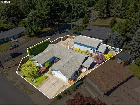 2704 Summer Ln, Eugene, OR 97401
