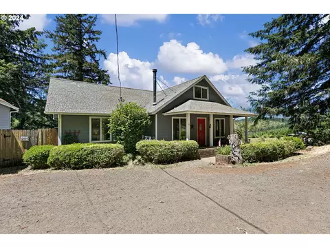 6551 Elkhead Rd, Yoncalla, OR 97499