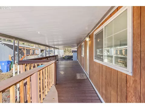16300 SE Highway 224 #13, Damascus, OR 97089