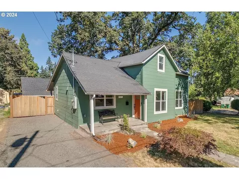 507 N Lincoln St, Newberg, OR 97132