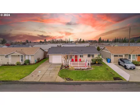 1845 Thompson Rd, Woodburn, OR 97071
