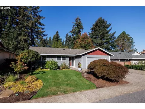 17335 SW Cheyenne Way, Tualatin, OR 97062