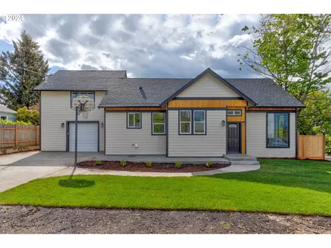 5709 NE 72nd Ave, Portland, OR 97218