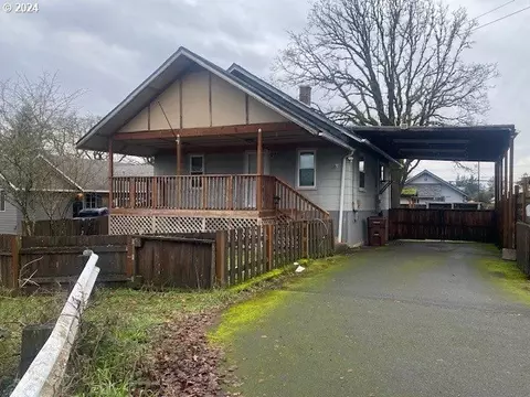 275 S 13th St, Saint Helens, OR 97051