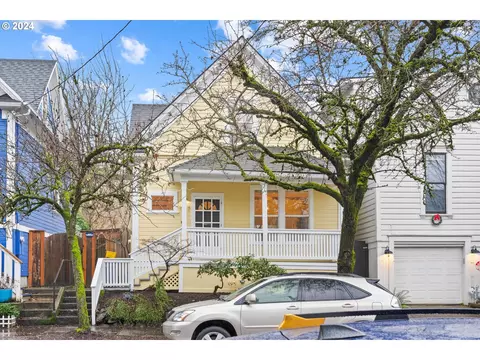 1927 NW 25th Ave, Portland, OR 97210