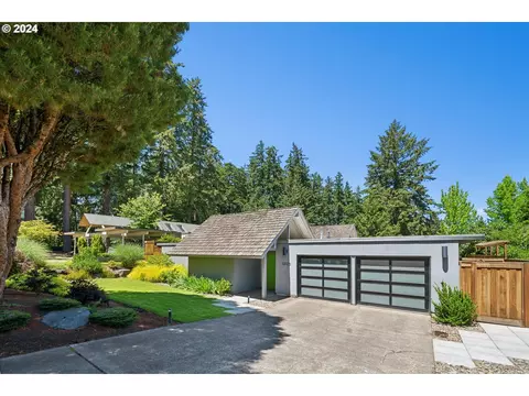 13125 SW Heather Ct, Beaverton, OR 97008