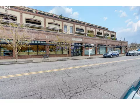 7870 SE 13th Ave #209, Portland, OR 97202