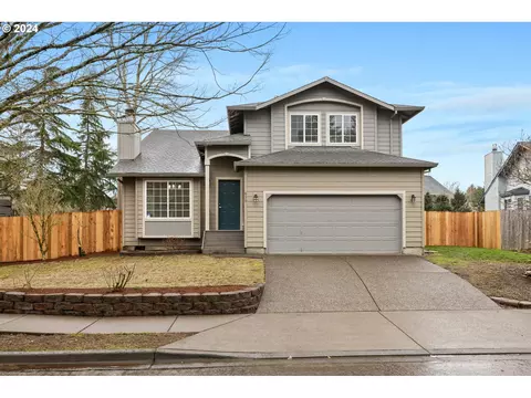 859 SE Beaver Creek Ln, Troutdale, OR 97060