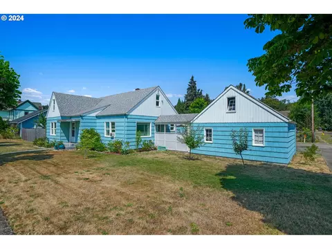 1112 Birch Ave, Cottage Grove, OR 97424