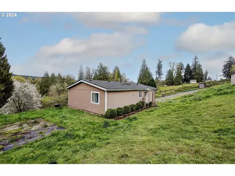 4108 Pleasant Hill Rd, Kelso, WA 98626