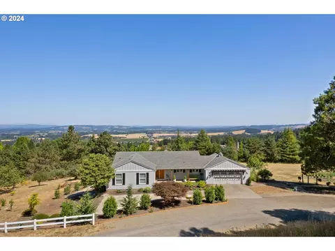 33660 SW Laurel Rd, Hillsboro, OR 97123