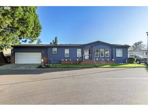 835 SE 1st Ave #72, Canby, OR 97013