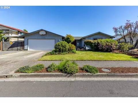 2350 8th St, Springfield, OR 97477