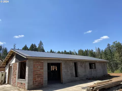 28411 Briggs Hill Rd, Eugene, OR 97405