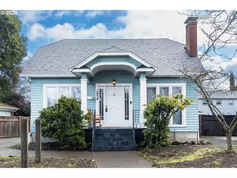 1854 Capitol St, Salem, OR 97301