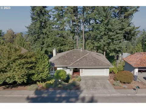 2906 Bluegrass Way, West Linn, OR 97068