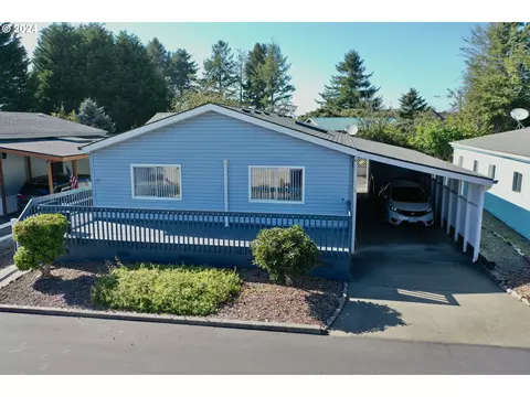 97940 W Benham Ln #17, Brookings, OR 97415