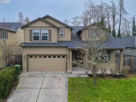 1267 Riverfront Way, Cottage Grove, OR 97424