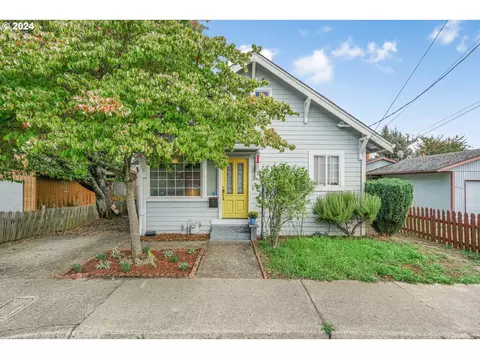 6424 SE 84th Pl, Portland, OR 97266