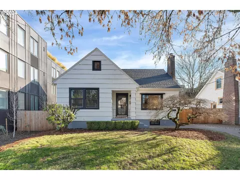 4224 SE 12th Ave, Portland, OR 97202