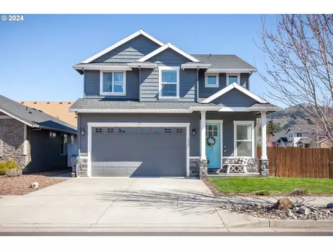 1839 5th St, Hood River, OR 97031