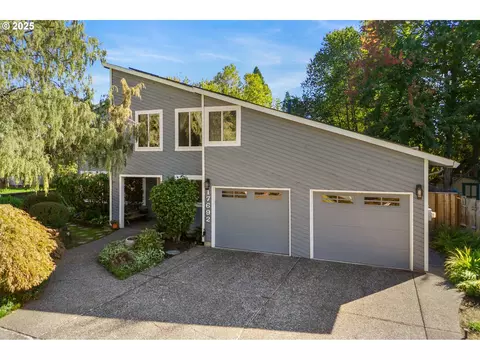 17692 SW Washington Dr, Beaverton, OR 97078