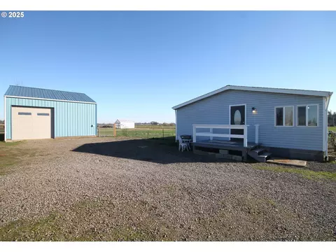 8101 Sleepy Hollow Rd, Woodburn, OR 97071