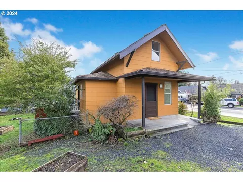 871 Deer Island Rd, Saint Helens, OR 97051