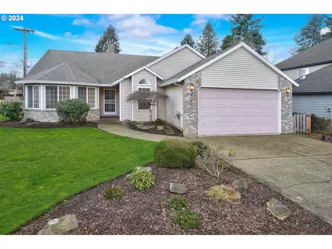 4386 SE Somewhere Dr, Milwaukie, OR 97222