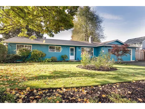 735 NW 9th Ave, Canby, OR 97013