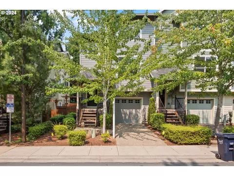 2135 NE Redelfs Way, Beaverton, OR 97006