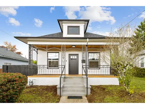 6119 SE Cora St, Portland, OR 97206