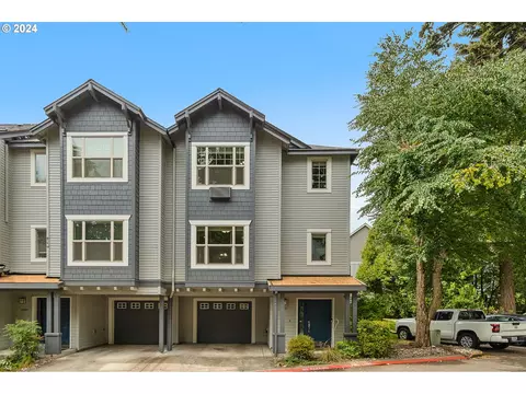 1995 NE 50th Way, Hillsboro, OR 97124