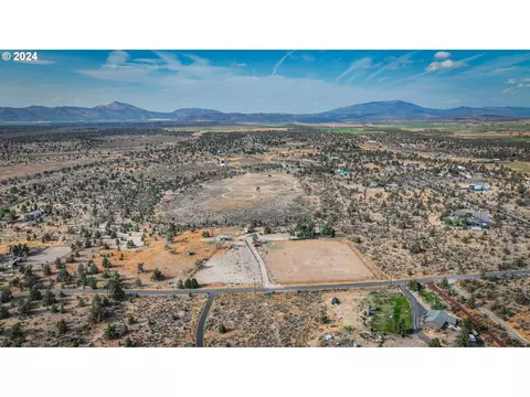 15857 SW Twin Lakes Rd, Prineville, OR 97754