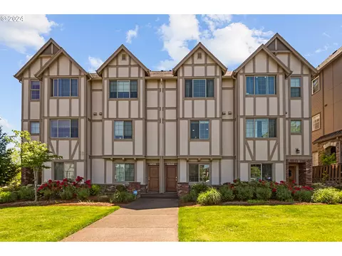 28530 SW Villebois Dr, Wilsonville, OR 97070