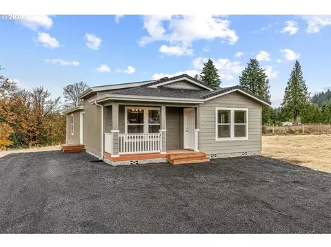 121 Dryad Ln, Castle Rock, WA 98611
