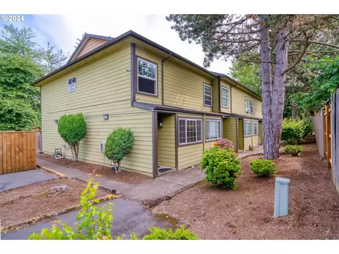 2208 NE 201st Ave #5, Fairview, OR 97024