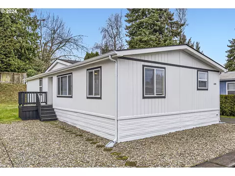 16981 SE 80th Pl, Milwaukie, OR 97267