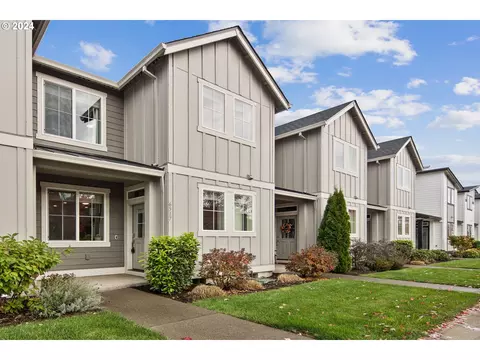6517 SE Genrosa St, Hillsboro, OR 97123