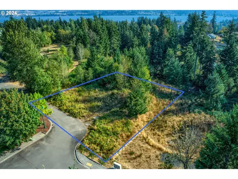 4 NW Angel Heights Rd, Stevenson, WA 98648